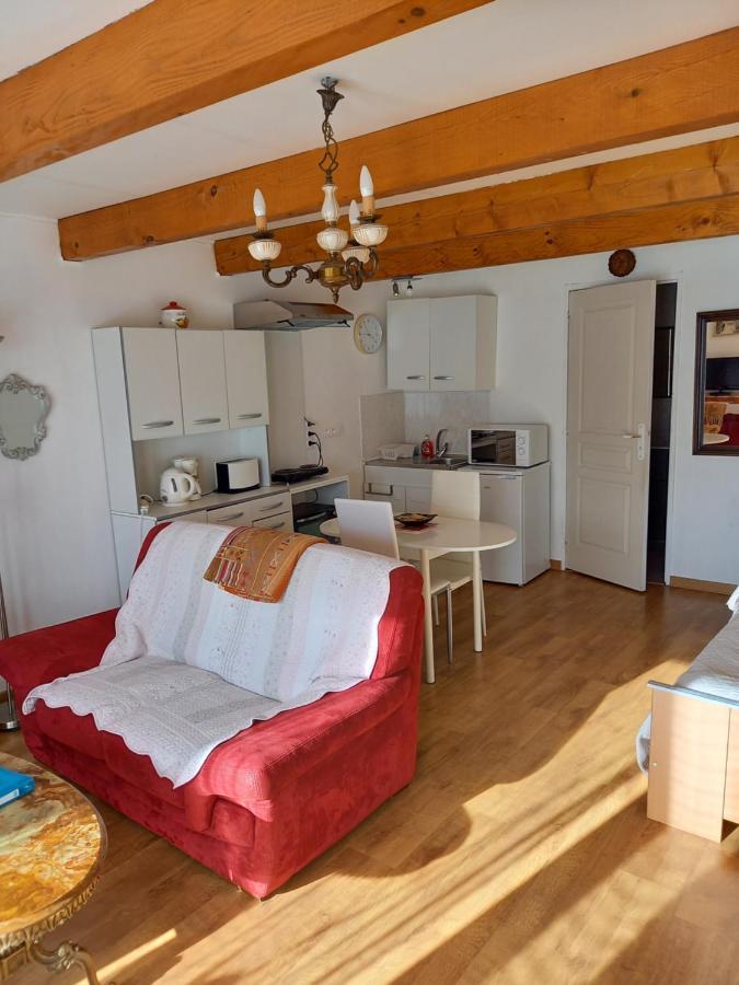 Studio Agreable Et Tres Lumineux Salles-dʼAude Buitenkant foto